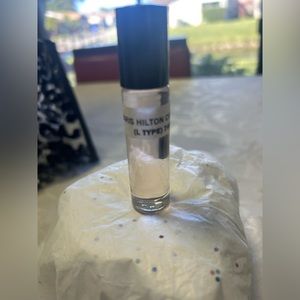 Paris Hilto Can Can L type oil perfume